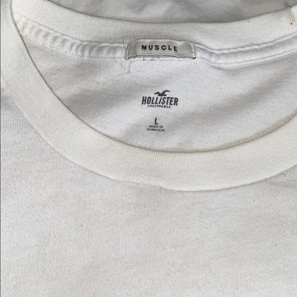 Hollister tee shirt - Picture 2 of 2